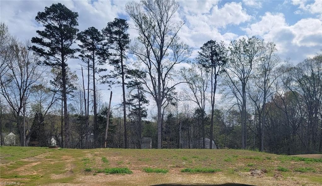 3459 Robindale Drive, Winston-Salem NC 27107