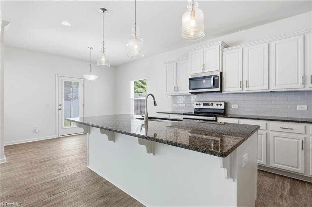 Stick/Site Built at 4622 Wesmar Court, Pfafftown NC 27040, Pfafftown, photo 3 of 33
