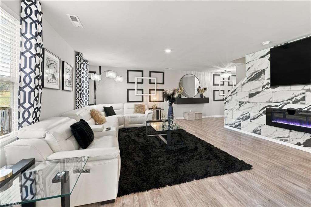 184 Charleston Meadow Loop, Mocksville NC 27028