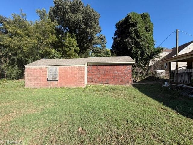 Stick/Site Built at 2300 N Glenn Avenue, Winston-Salem NC 27105, Winston-Salem, photo 5 of 6