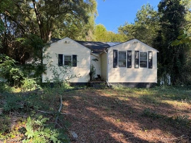 139 Wayside Drive, Winston-Salem NC 27107