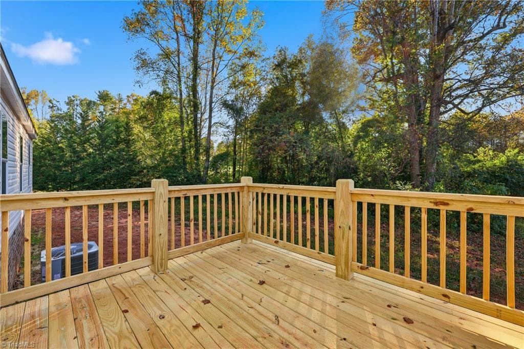 Manufactured Home at 2485 Piney Road, Morganton NC 28655, photo 39 of 44
