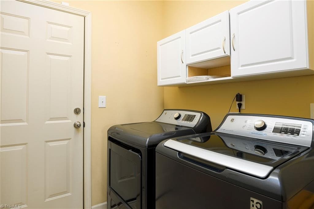 Stick/Site Built at 4525 Treebark Lane, High Point NC 27265, photo 22 of 35