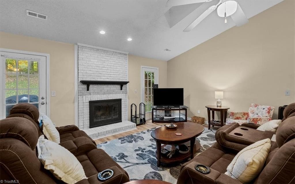 Stick/Site Built at 4109 Trappers Run Court, High Point NC 27265, photo 6 of 44