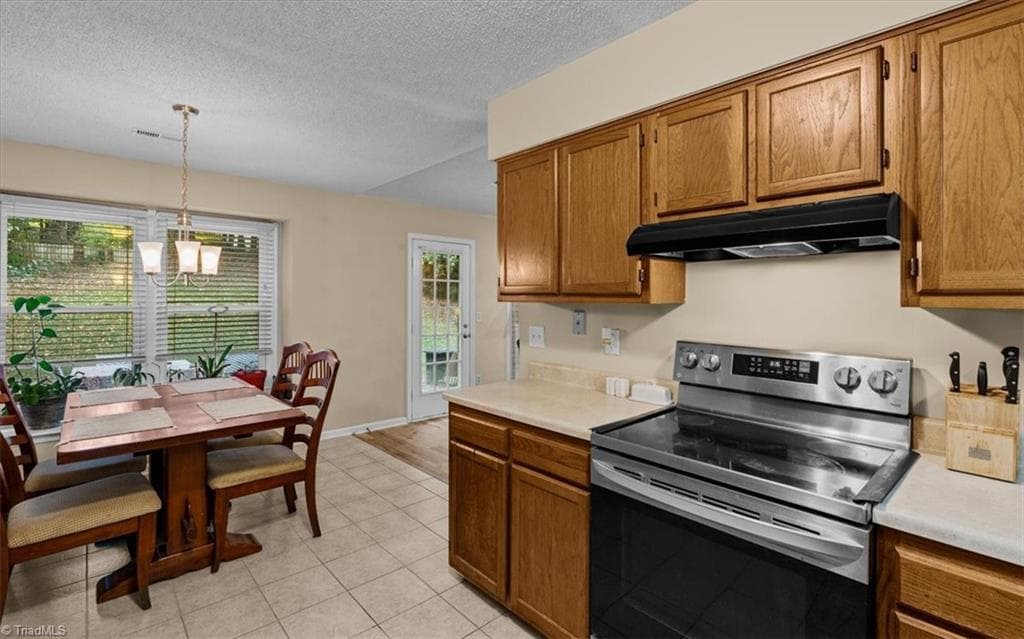 Stick/Site Built at 4109 Trappers Run Court, High Point NC 27265, photo 15 of 44