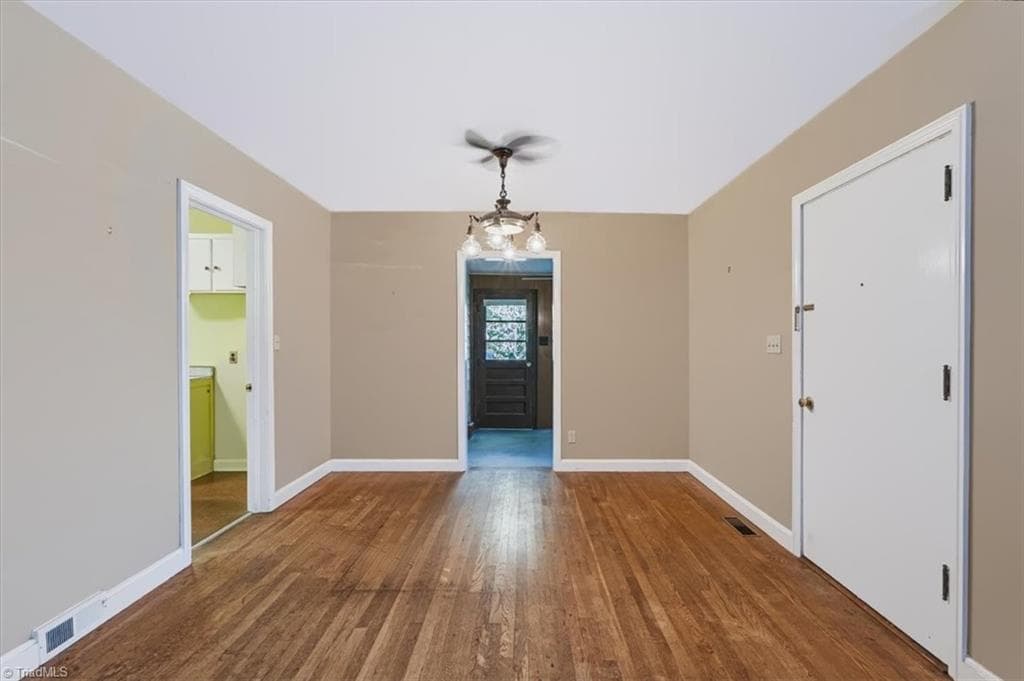 Stick/Site Built at 3405 Canterbury Street, Greensboro NC 27408, photo 7 of 18