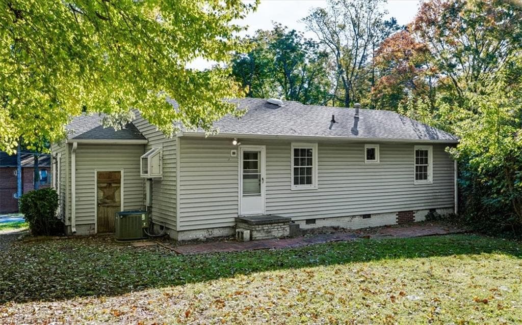 Stick/Site Built at 3405 Canterbury Street, Greensboro NC 27408, photo 18 of 18