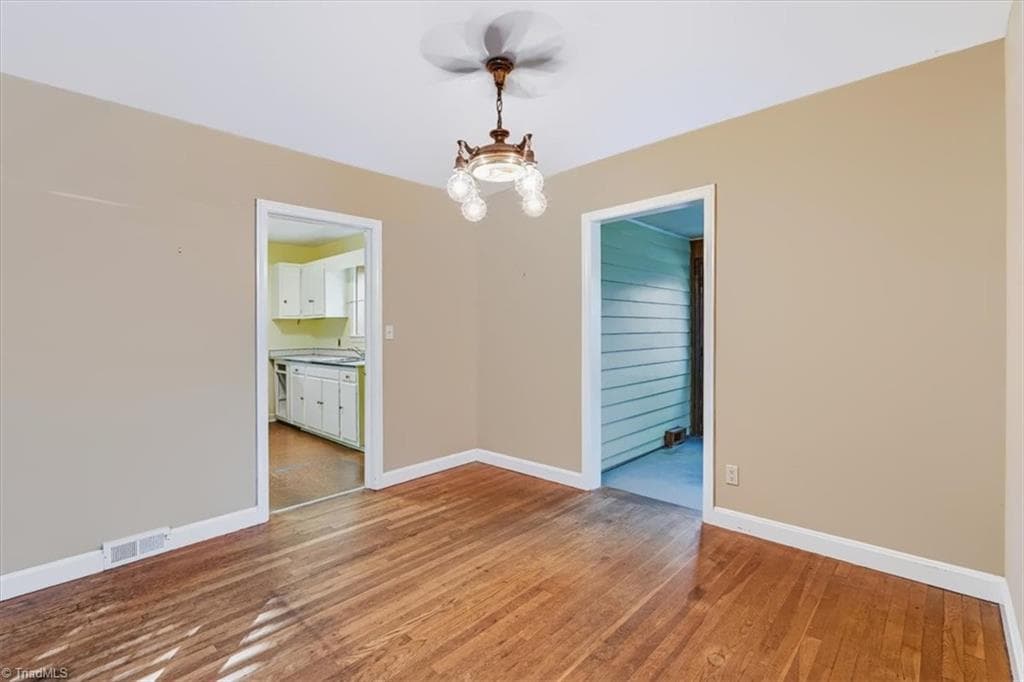 Stick/Site Built at 3405 Canterbury Street, Greensboro NC 27408, photo 8 of 18