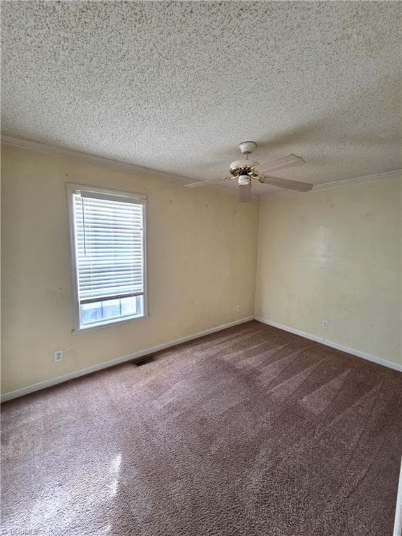 Manufactured Home at 1025 Cyndi Jo Lane, King NC 27021, photo 12 of 14