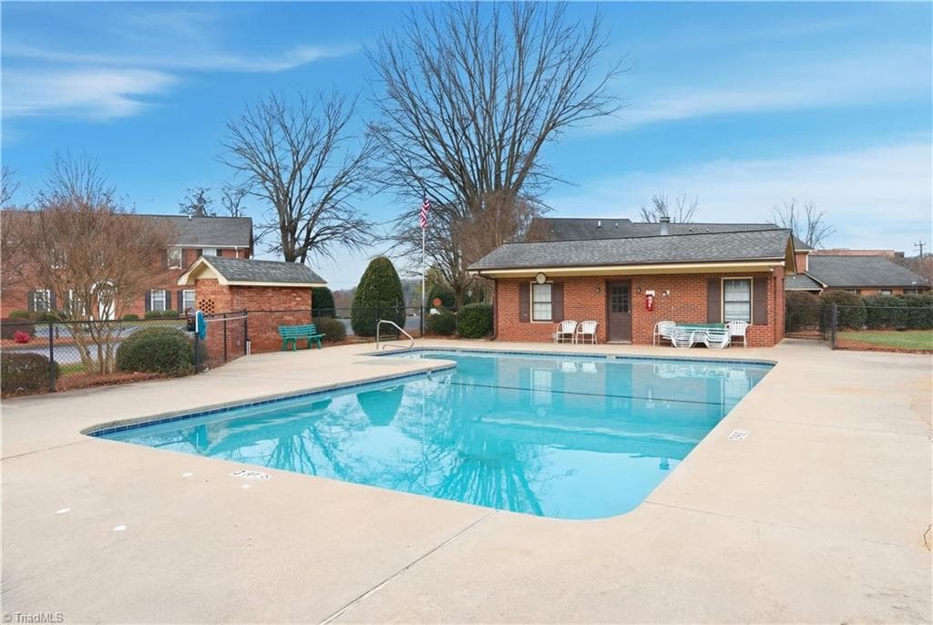 Stick/Site Built at 130 Chrisfield Circle, Winston-Salem NC 27104, photo 40 of 41