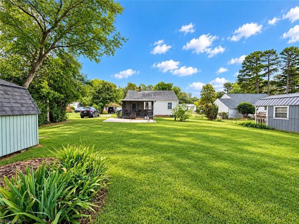 Stick/Site Built at 810 Mark Street, High Point NC 27260, High Point, photo 5 of 38