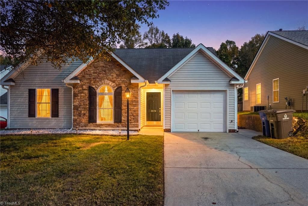 Stick/Site Built at 2579 Mid Salem Drive, Winston-Salem NC 27103, photo 2 of 32