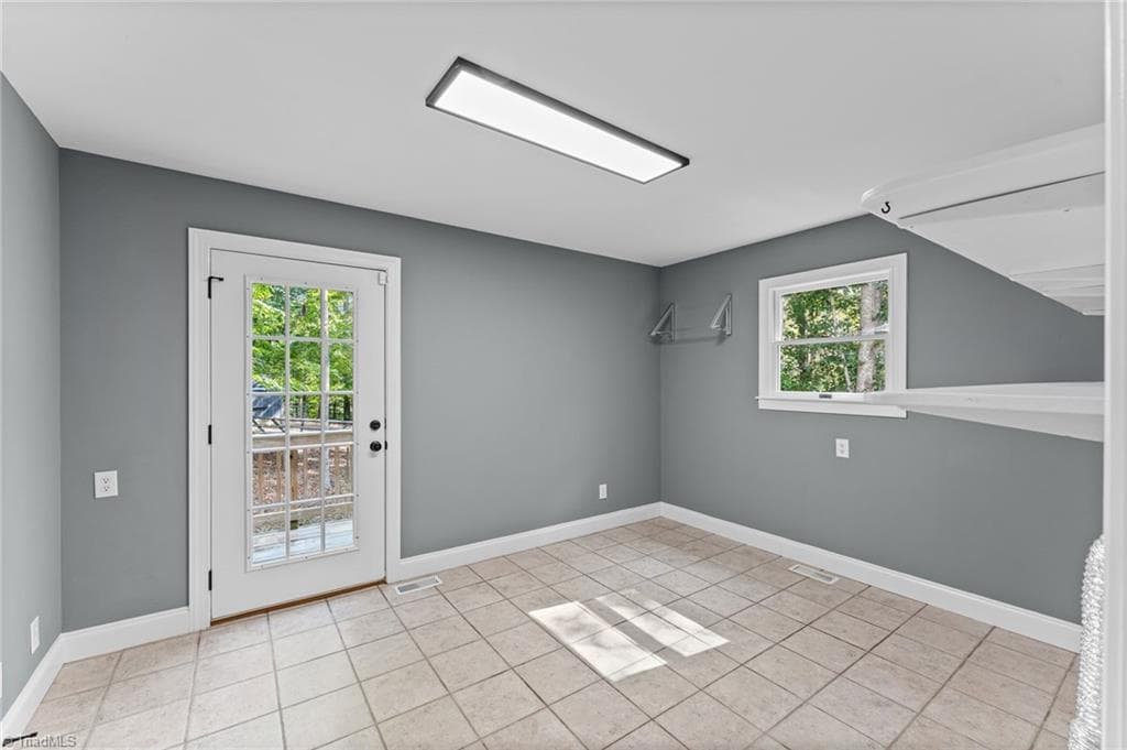 Stick/Site Built at 270 Sweet Autumn Lane, Lexington NC 27295, photo 6 of 46
