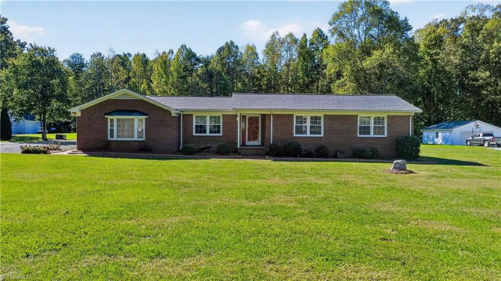 3612 Southeast School Road, Greensboro NC 27406