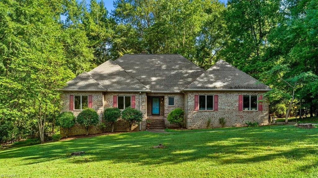 Stick/Site Built at 3544 WOOD VILLAGE Drive, Trinity NC 27370, photo 2 of 50