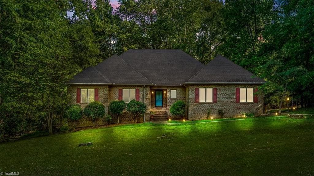 3544 WOOD VILLAGE Drive, Trinity NC 27370