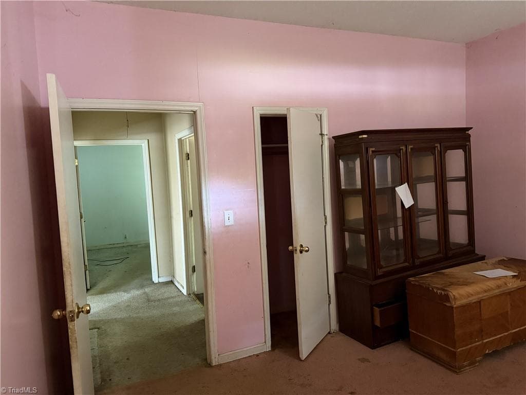 Stick/Site Built at 703 Everett Street, Burlington NC 27215, photo 13 of 21