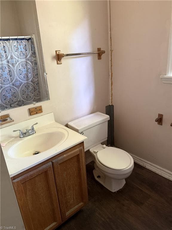 Stick/Site Built at 703 Everett Street, Burlington NC 27215, photo 14 of 21