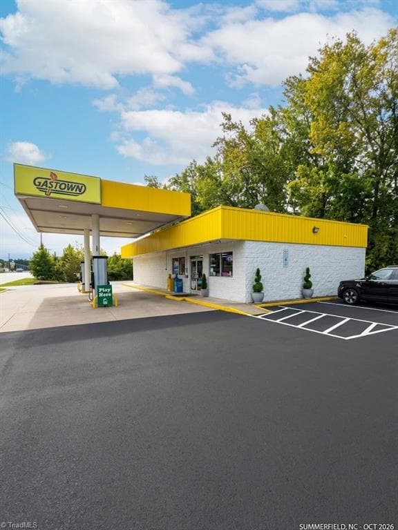 1607 US Highway 52 N, Albemarle NC 28001