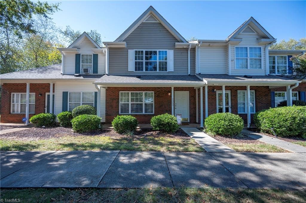 3369 Myers Court, Winston-Salem NC 27103