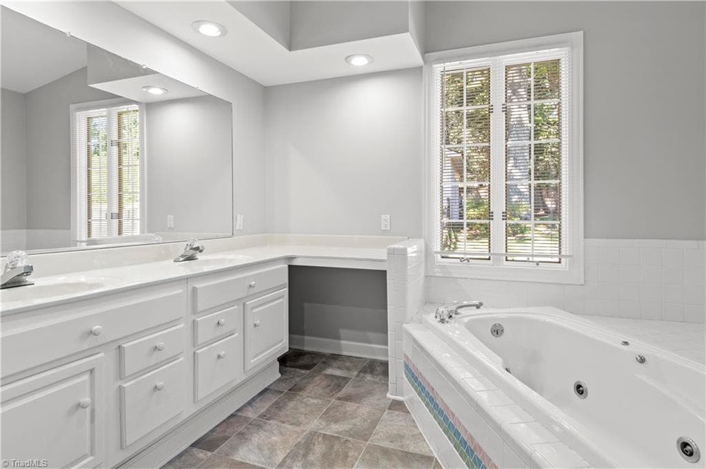Stick/Site Built at 1236 Huntingdon Road, Winston-Salem NC 27104, photo 17 of 35