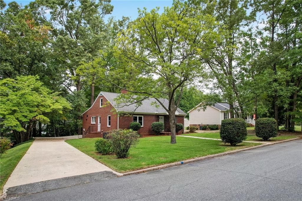 726 Russell Avenue, Reidsville NC 27320