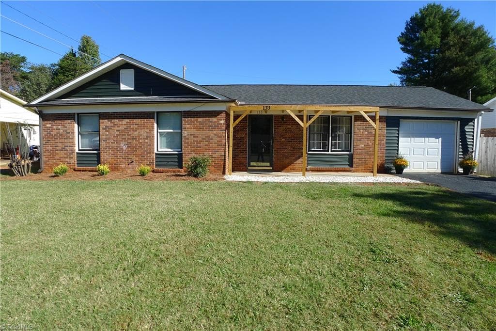 133 Windward Circle, Mocksville NC 27028