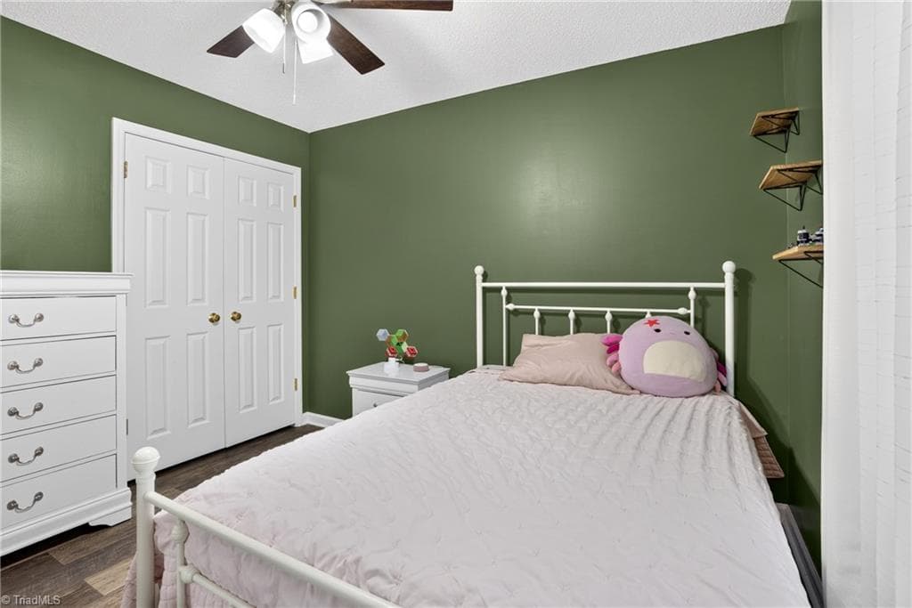 Stick/Site Built at 5805 Edgebrook Court, Jamestown NC 27282, photo 22 of 48