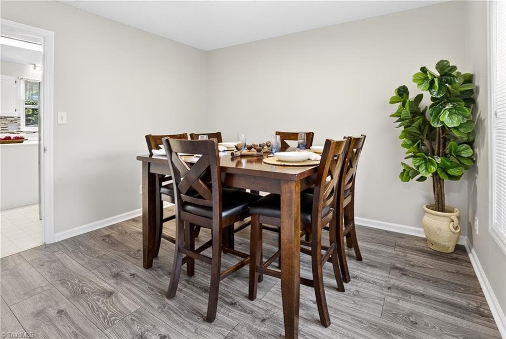 Stick/Site Built at 5805 Edgebrook Court, Jamestown NC 27282, photo 10 of 48