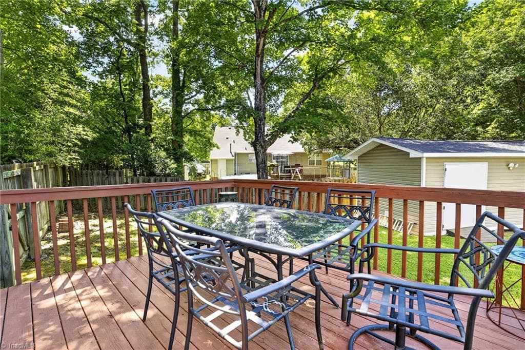 Stick/Site Built at 5805 Edgebrook Court, Jamestown NC 27282, photo 18 of 48