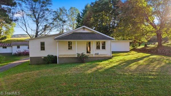 Stick/Site Built at 5352 Wilkes Yadkin Road, Ronda NC 28670, photo 10 of 50