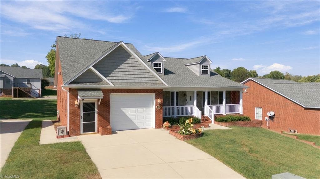 Stick/Site Built at 107 Arlington Court, King NC 27021, photo 3 of 47