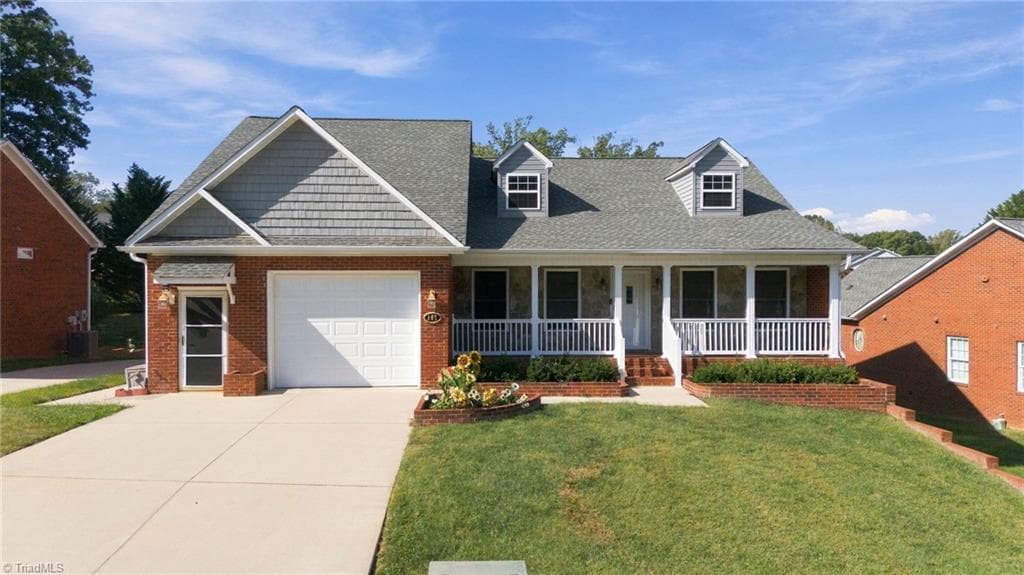 107 Arlington Court, King NC 27021
