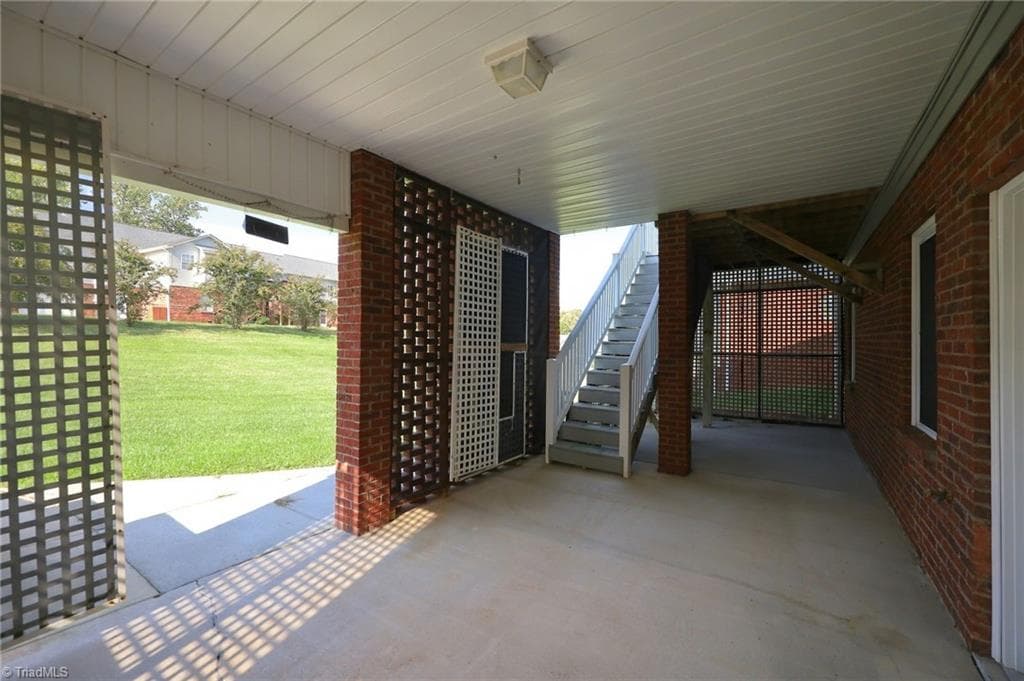 Stick/Site Built at 107 Arlington Court, King NC 27021, photo 35 of 47