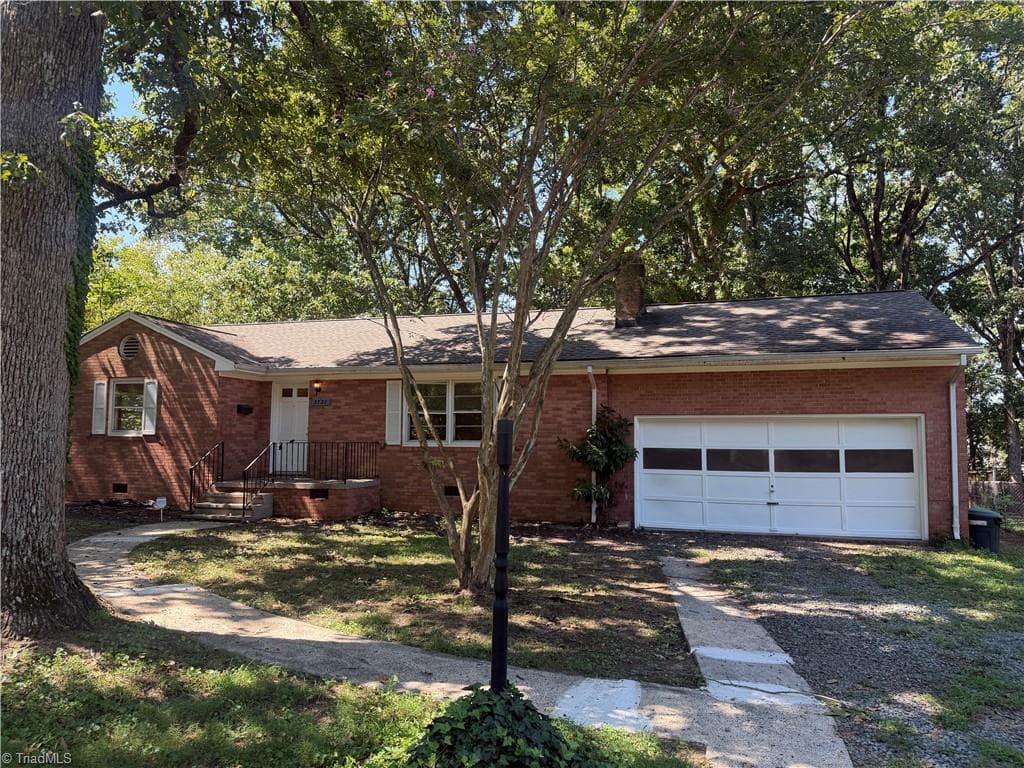 2727 Catherine Drive, Burlington NC 27215