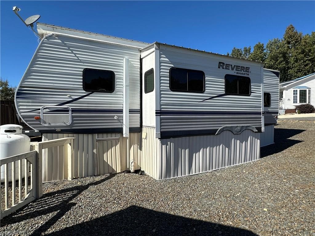 Manufactured Home at 155 Grand View Drive, New London NC 28127, photo 32 of 50