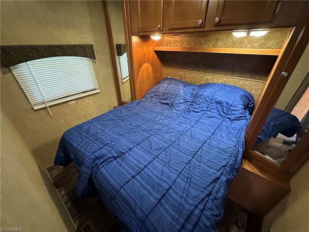 Manufactured Home at 155 Grand View Drive, New London NC 28127, photo 14 of 50