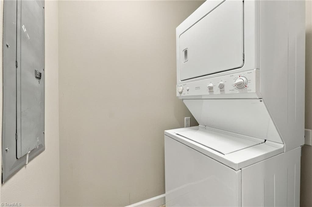 Stick/Site Built at 201 N Elm Street # 603, Greensboro NC 27401, photo 45 of 47