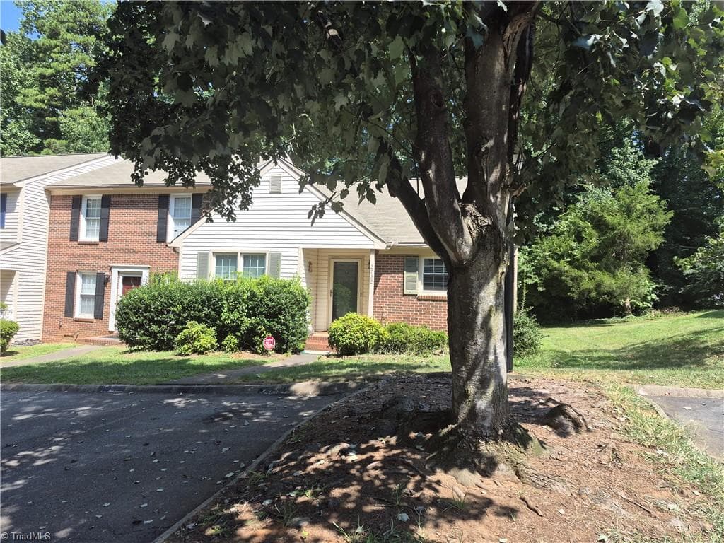 Stick/Site Built at 2732 Windy Crossing, Winston-Salem NC 27127, photo 3 of 4