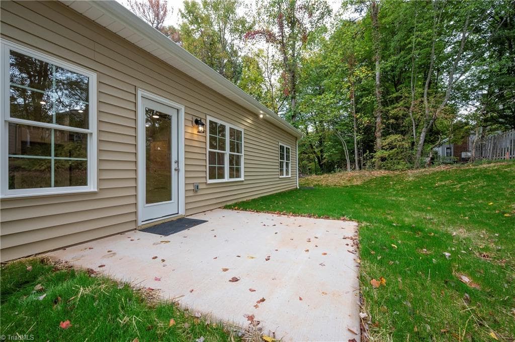 Stick/Site Built at 5022 Whitewood Lane, Winston-Salem NC 27104, photo 17 of 50