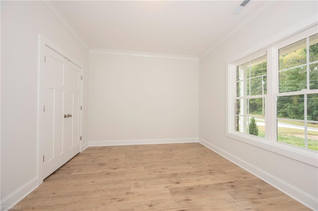 Stick/Site Built at 5022 Whitewood Lane, Winston-Salem NC 27104, photo 26 of 50