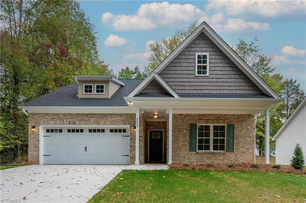 5022 Whitewood Lane, Winston-Salem NC 27104