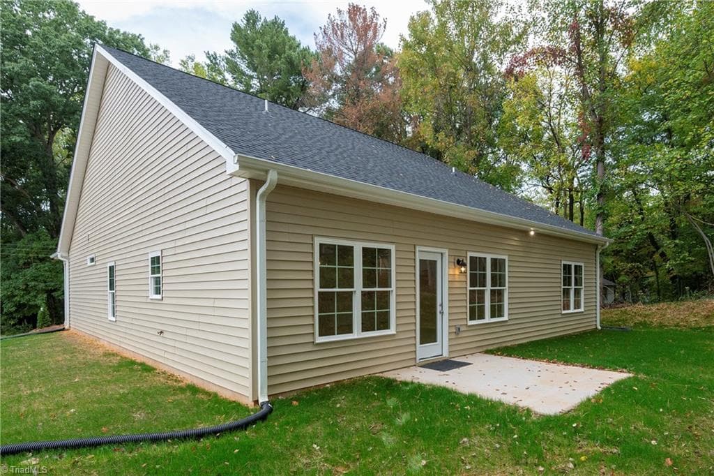 Stick/Site Built at 5022 Whitewood Lane, Winston-Salem NC 27104, photo 14 of 50