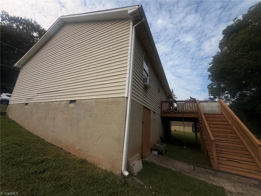 Stick/Site Built at 423 N Logan Street, Burlington NC 27217, photo 13 of 14