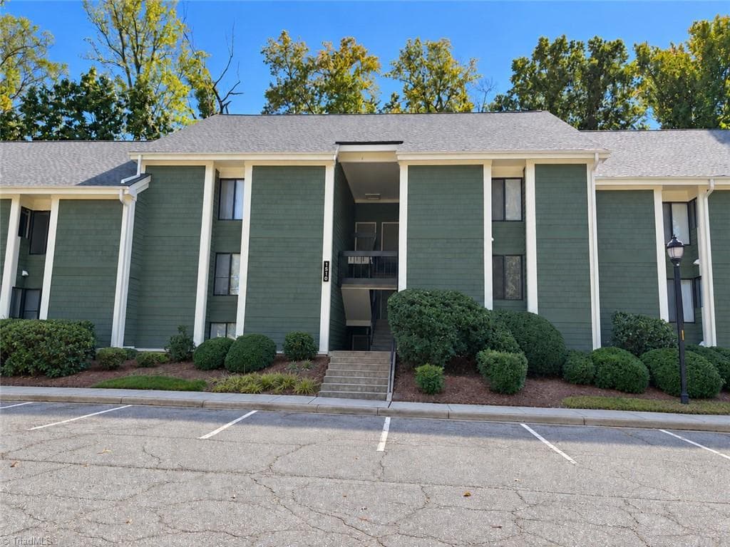 1510 Benjamin Parkway # C, Greensboro NC 27408