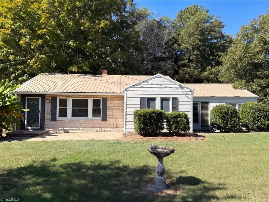 3511 Helmstetler Road, Lexington NC 27295