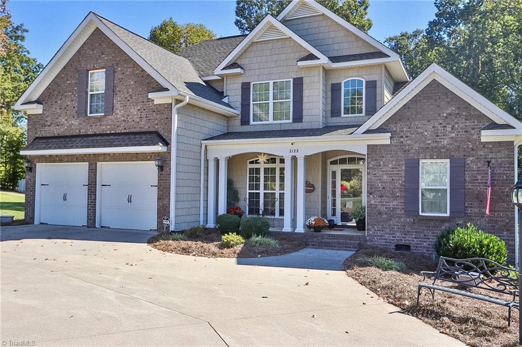 2122 Walnut Crossing Run, Yadkinville NC 27055