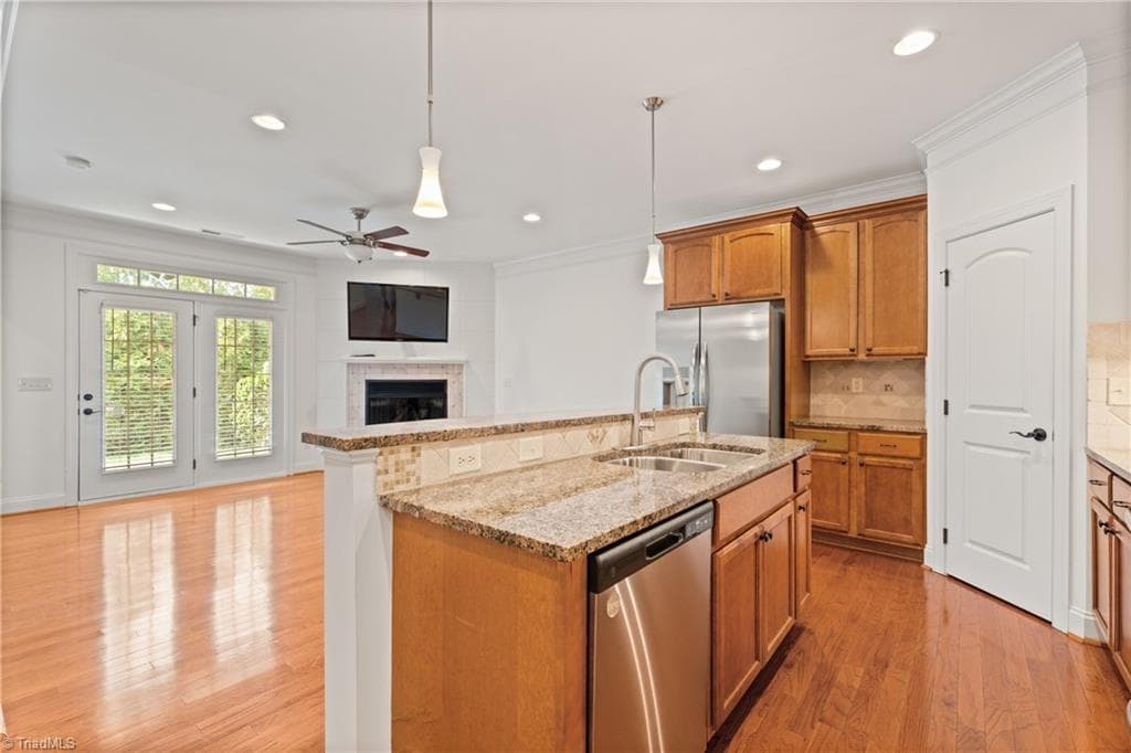 Stick/Site Built at 1468 Neville Gardens Lane, Winston-Salem NC 27103, photo 6 of 31