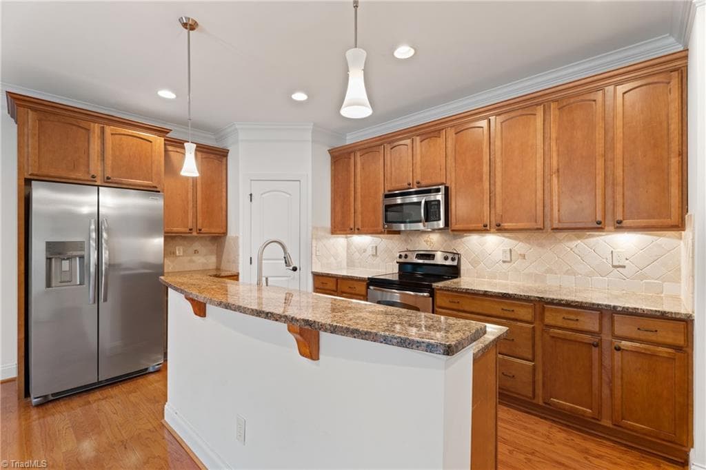 Stick/Site Built at 1468 Neville Gardens Lane, Winston-Salem NC 27103, photo 4 of 31