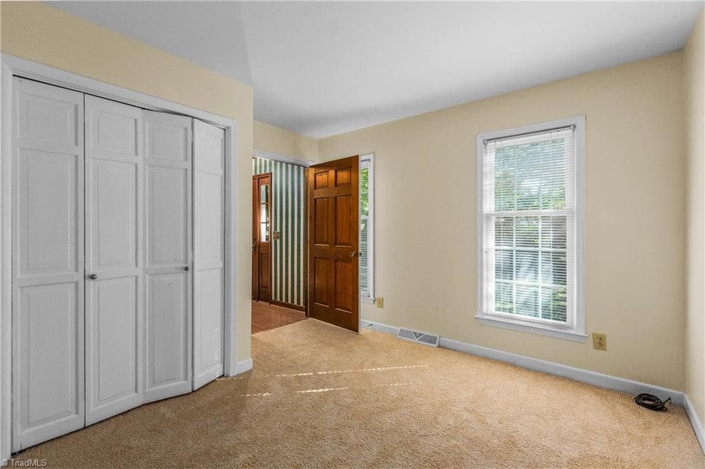 Stick/Site Built at 514 Edinburgh Drive, Burlington NC 27215, photo 11 of 30